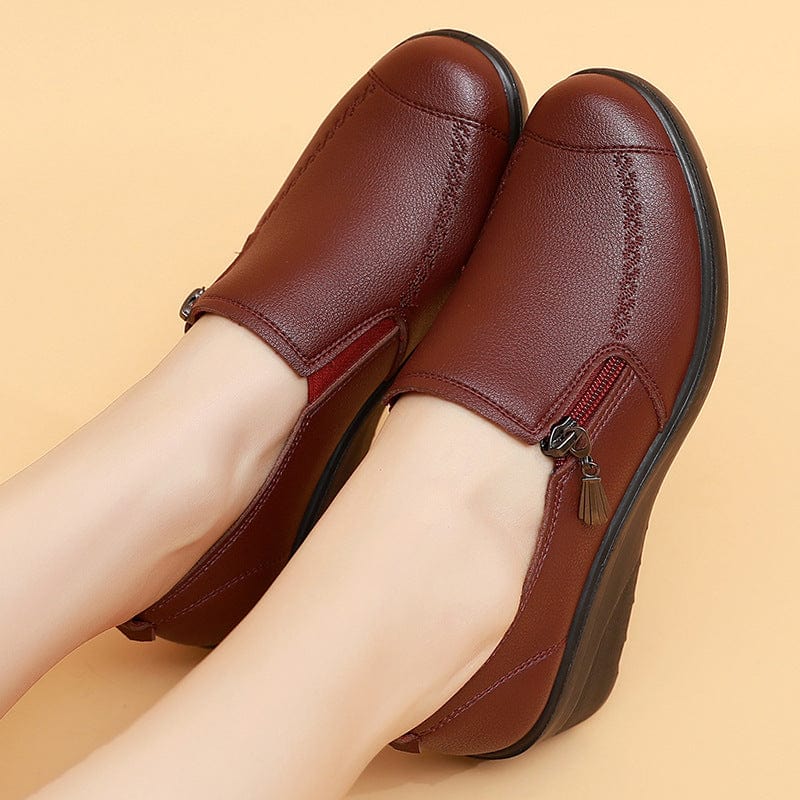 2022 Spring and Autumn shoes for mothers single shoes for middle-aged and elderly leather shoes for women wedges and midheels for elderly people